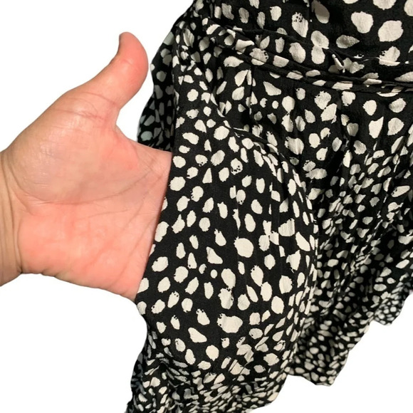 ZARA Printed A-Line Dress, black and white with pockets, medium - Picture 4 of 8